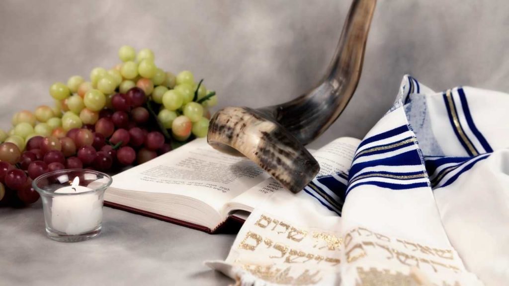 Rosh-Hashanah-home-caregiver-guide